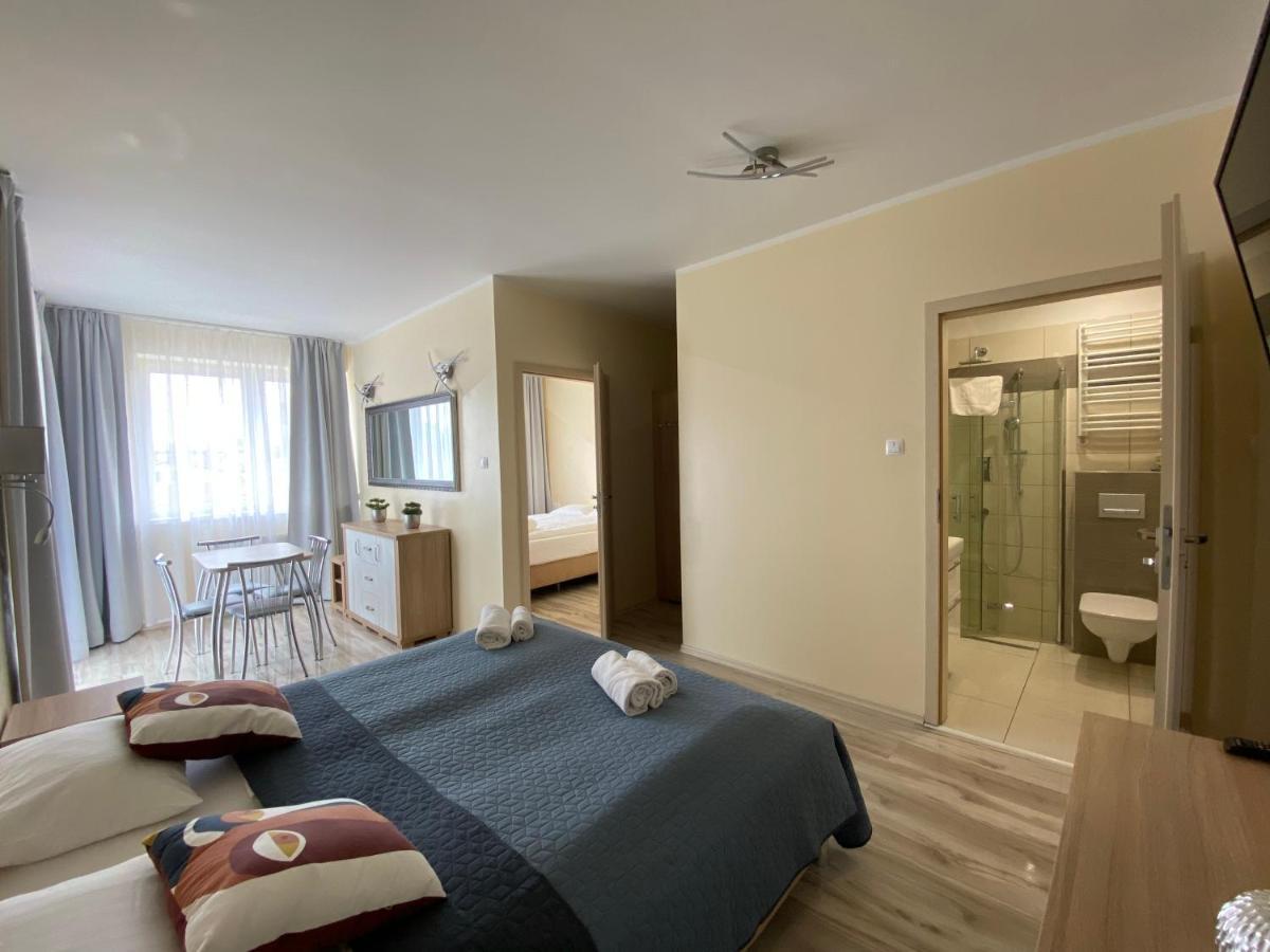 Lazur Aparthotel
